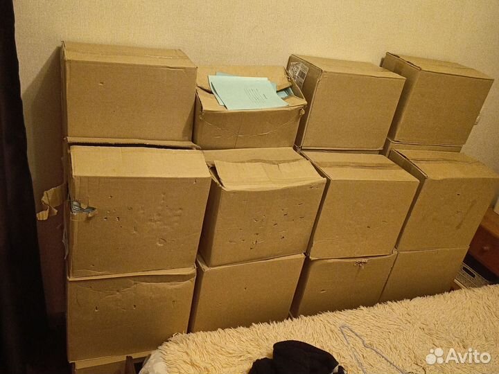 Тетради в клетку и линию