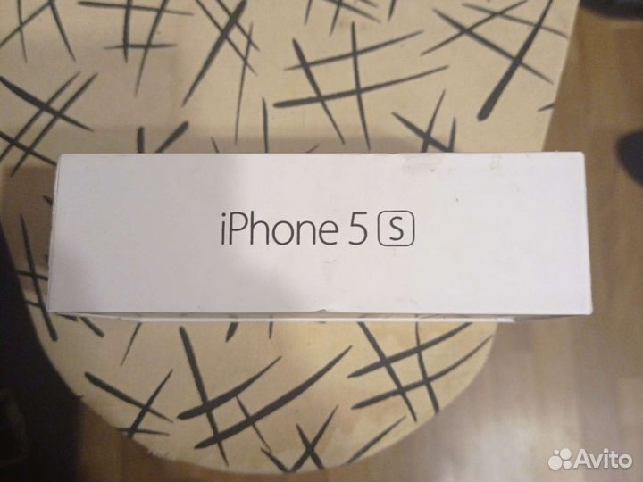 Коробка от iPhone 5s