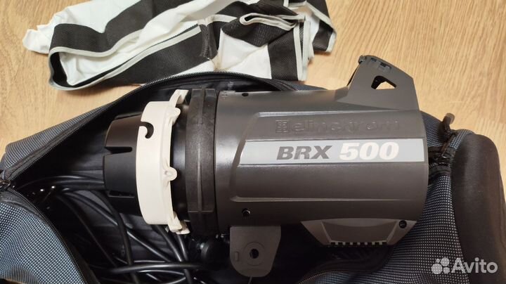 Вспышка для New Born фотографа Elinchrom