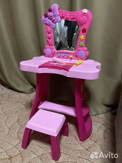Туалетный столик для девочки