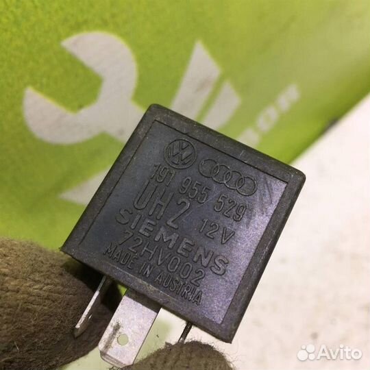 Реле стеклоочистителей Фольксваген Гольф 3 Венто