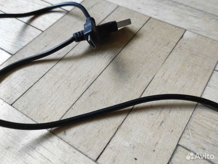 Кабель для зарядки