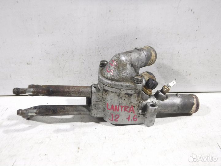 Корпус термостата Hyundai Lantra II