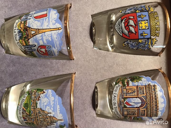Сувенирные стопки из Парижа