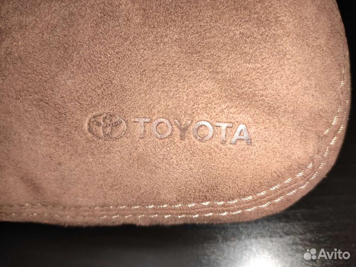 Подушки на подголовники, Alcantara