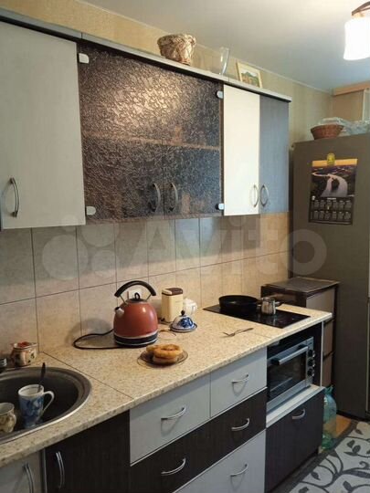 2-к. квартира, 50 м², 3/3 эт.