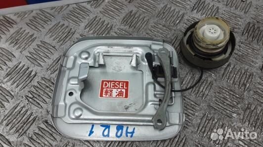 Лючок бака toyota RAV 4 ZCA2 (HBR01EH01)