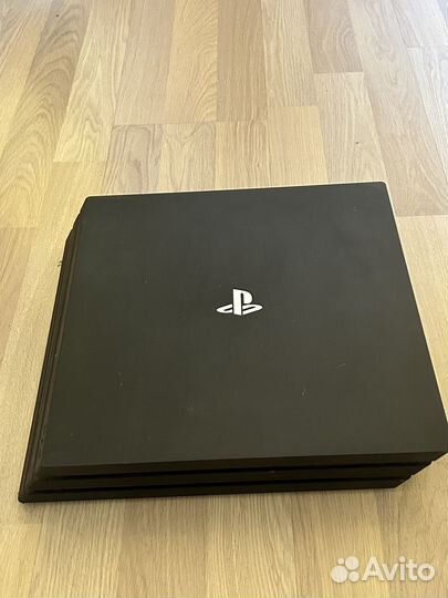 Sony PS4 pro 7216B