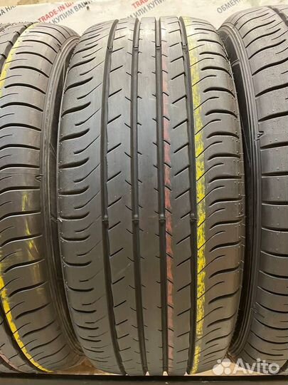 Dunlop SP Sport Maxx 050 215/55 R17 94V