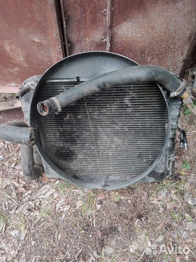 Продам радиатор охлаждения