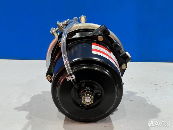 Энергоаккумулятор Hino 500 задний правый