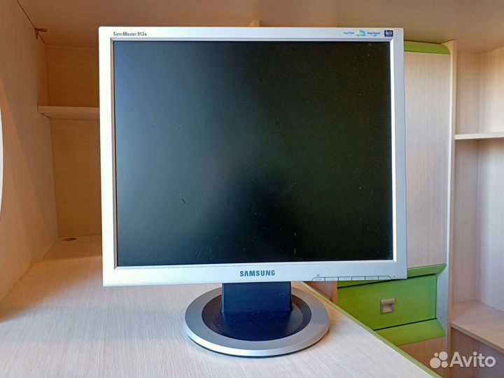 Монитор Samsung