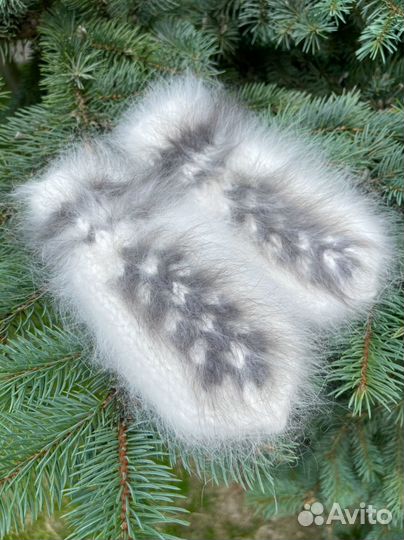 Варежки и носочки из кроличьего пуха детские