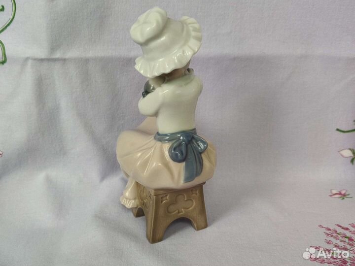 Статуэтка lladro NAO