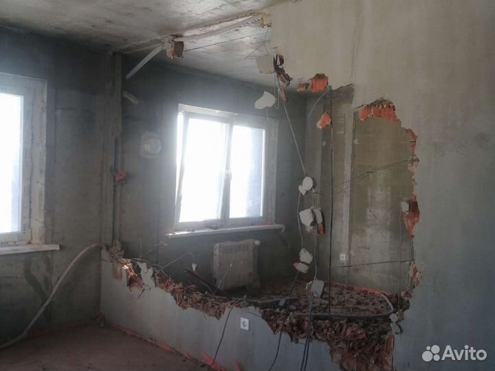 Демонтаж пола, стен, плитки, стяжки