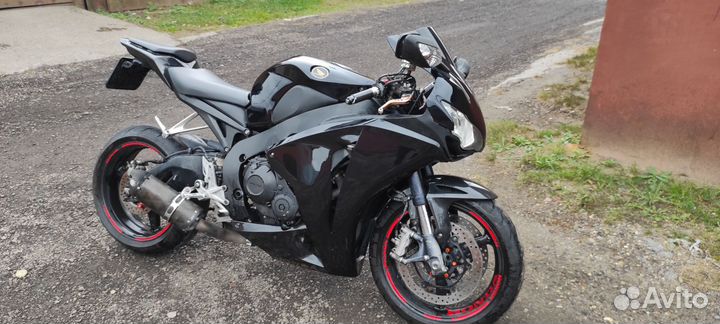 Honda cbr 1000 rr