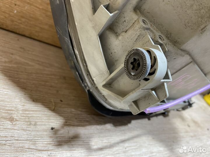 Фара передняя левая Mercedes W203 рест 142491