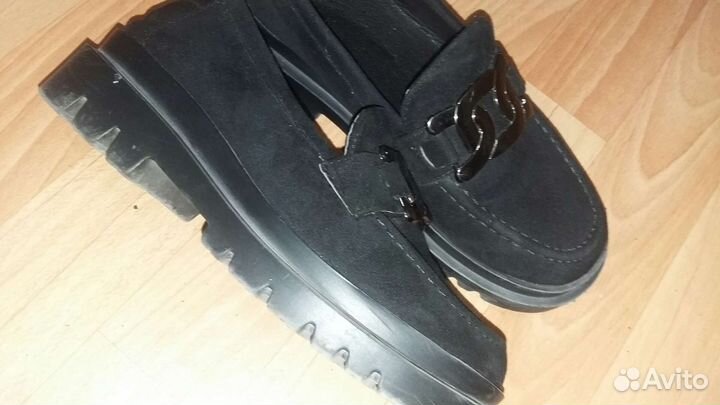 Лоферы женские