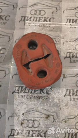 Резинка подвеса глушителя VW Golf VI 2009-2012