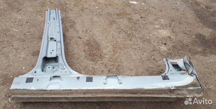 Порог левый Kia Rio QB G4FA 2011