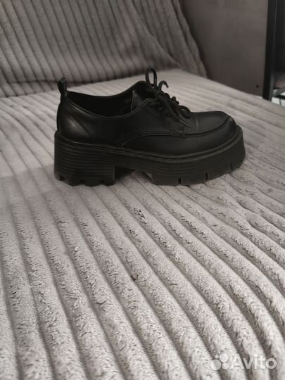 Лоферы женские