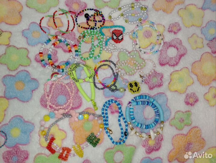 Украшение на шею