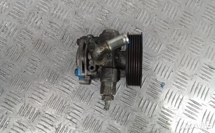 Насос гидроусилителя руля Dodge Caliber 2010