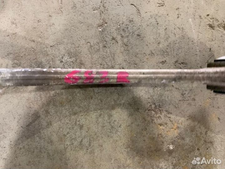 Рычаг подвески задний правый Mercedes-Benz C-Class