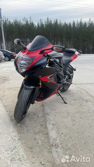 Gsx r750