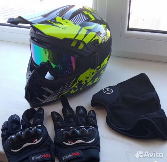Шлем новый комплект