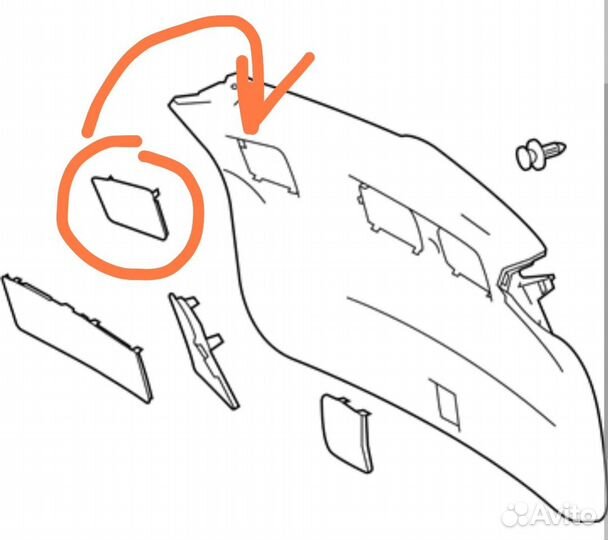 Заглушка обшивки крышки багажника Toyota RAV4 40