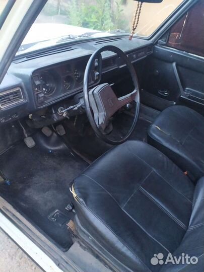 ВАЗ 2105 1.5 МТ, 1996, 100 000 км