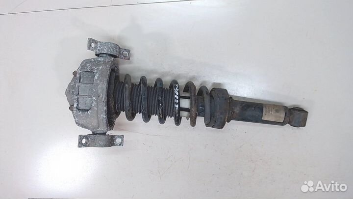 Амортизатор подвески Volkswagen Touareg, 2003