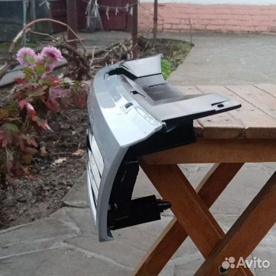 Решетка радиатора Daewoo Nexia 1