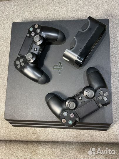 Sony PS4 pro 2Tb