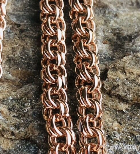 Крест на цепи