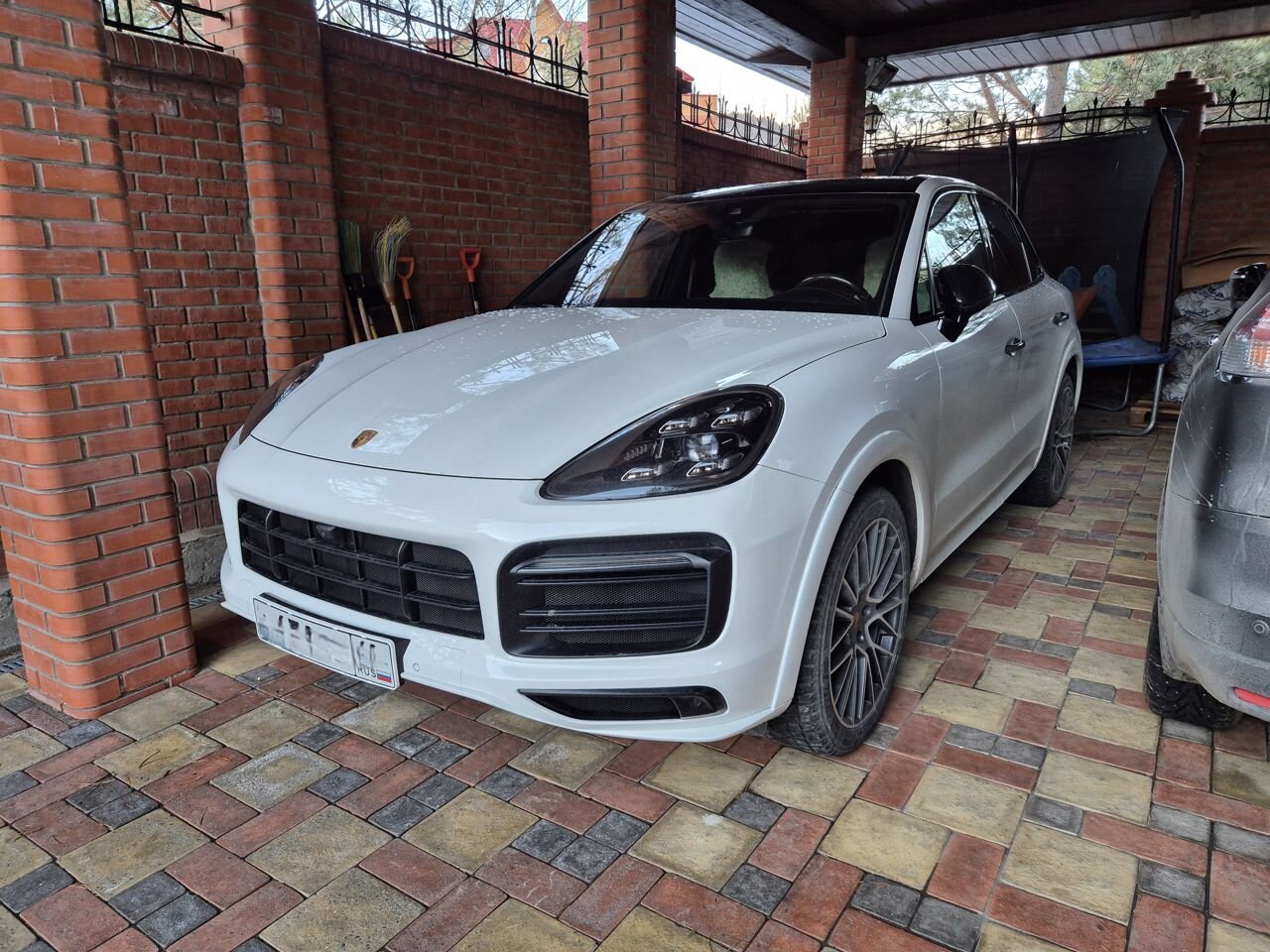 Porsche Cayenne: фото владельца
