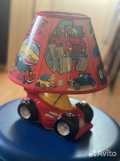 Лампа настольная гонки