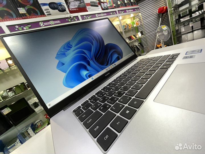 Ноутбук huawei MateBook D 15 2020 i3/8/256ssd