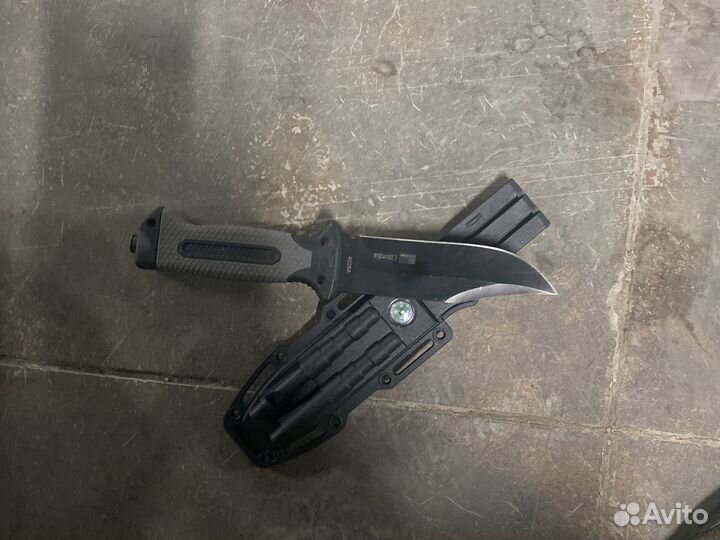 Нож тактический