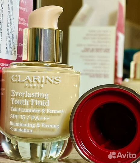 Clarins everlasting 103N