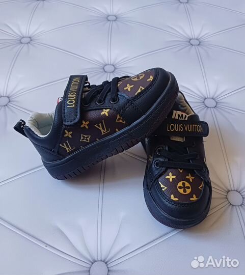 Кроссовки Louis Vuitton 28-30