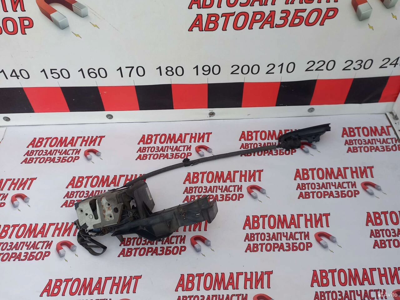 Замок двери передней правой Форд Фокус 3