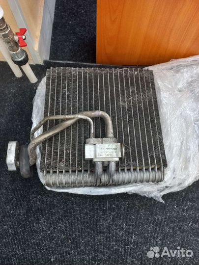 Радиатор кондиционера toyota Land cruiser 100