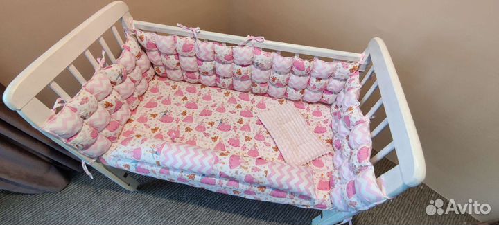 Комплект бортиков в кроватку