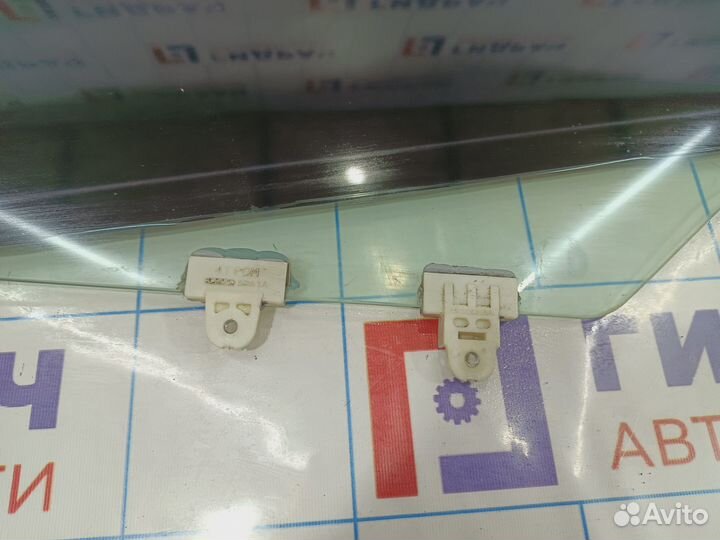 Стекло двери задней левой Nissan Teana (J31) 82301