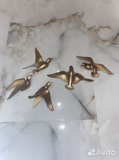 Декор птички на стену