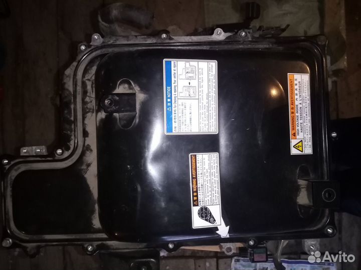 Автомобильный инвертор