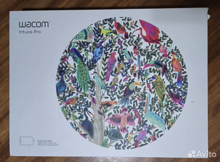 Графический планшет Wacom Intuos Pro M (PTH-660)