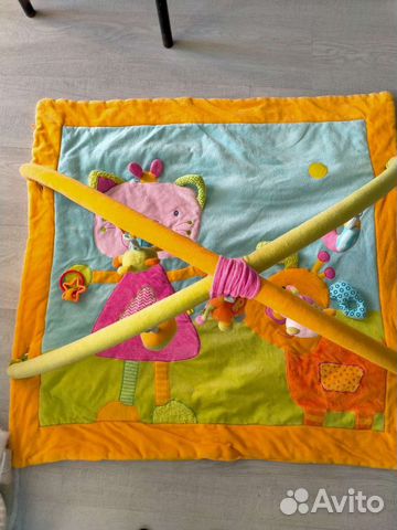 Развивающий коврик